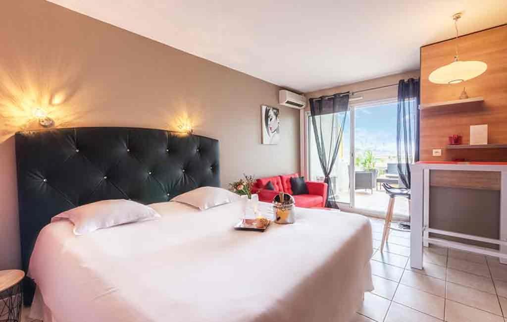Aparthotel Hoteliere Natureva & 4*